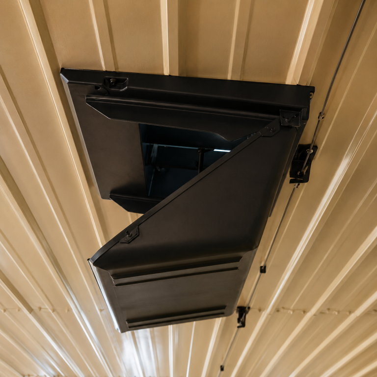 DA 1540 ceiling inlet installed in a livestock barn ceiling